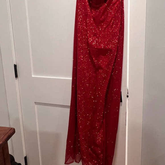 Sequin red dress - Picture 2 of 2